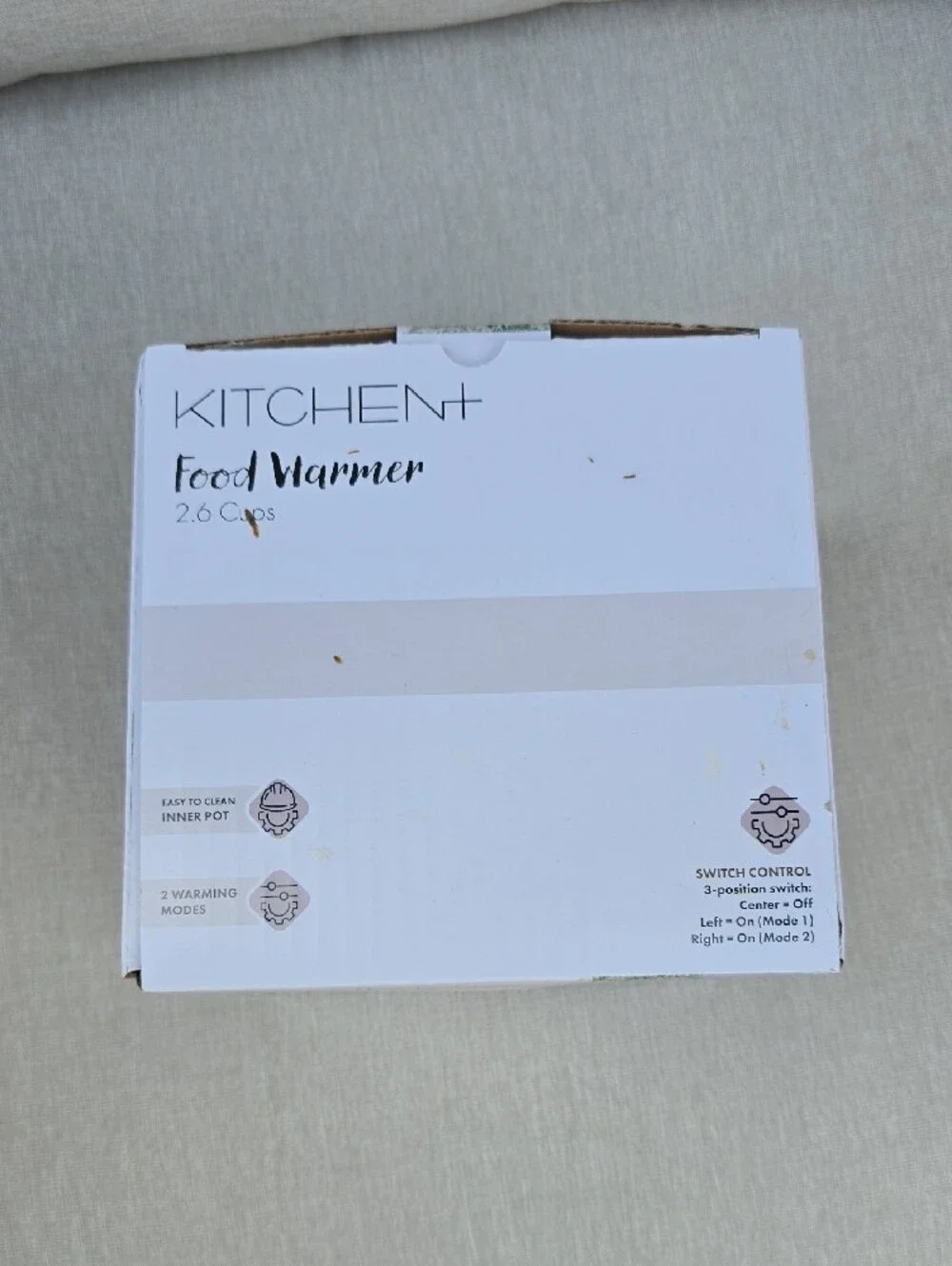 White & Wood Grain 2.6 Cup Food Warmer